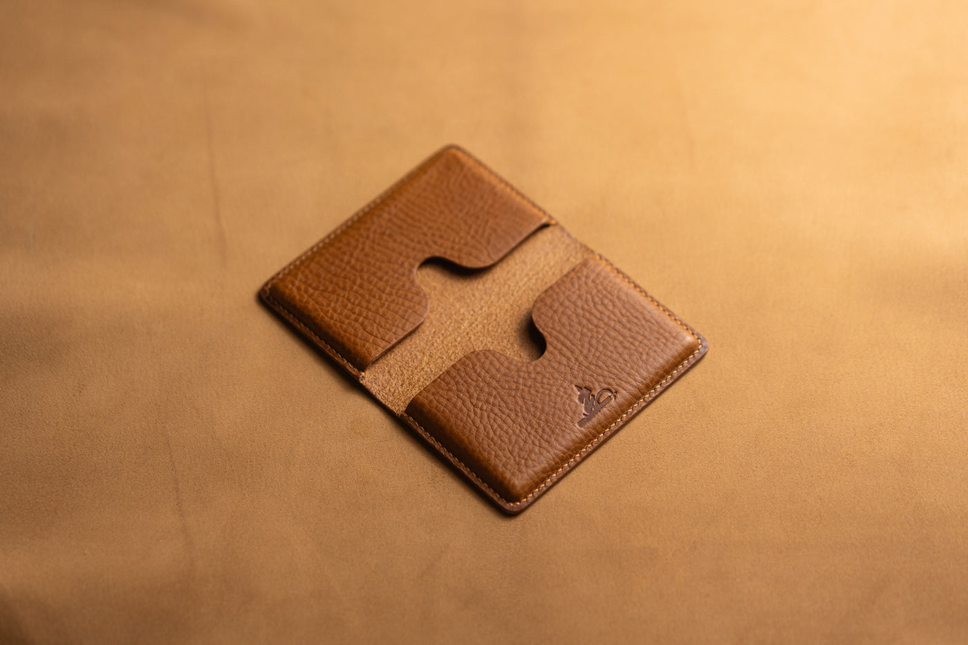 サイン × レザー製名刺ケース